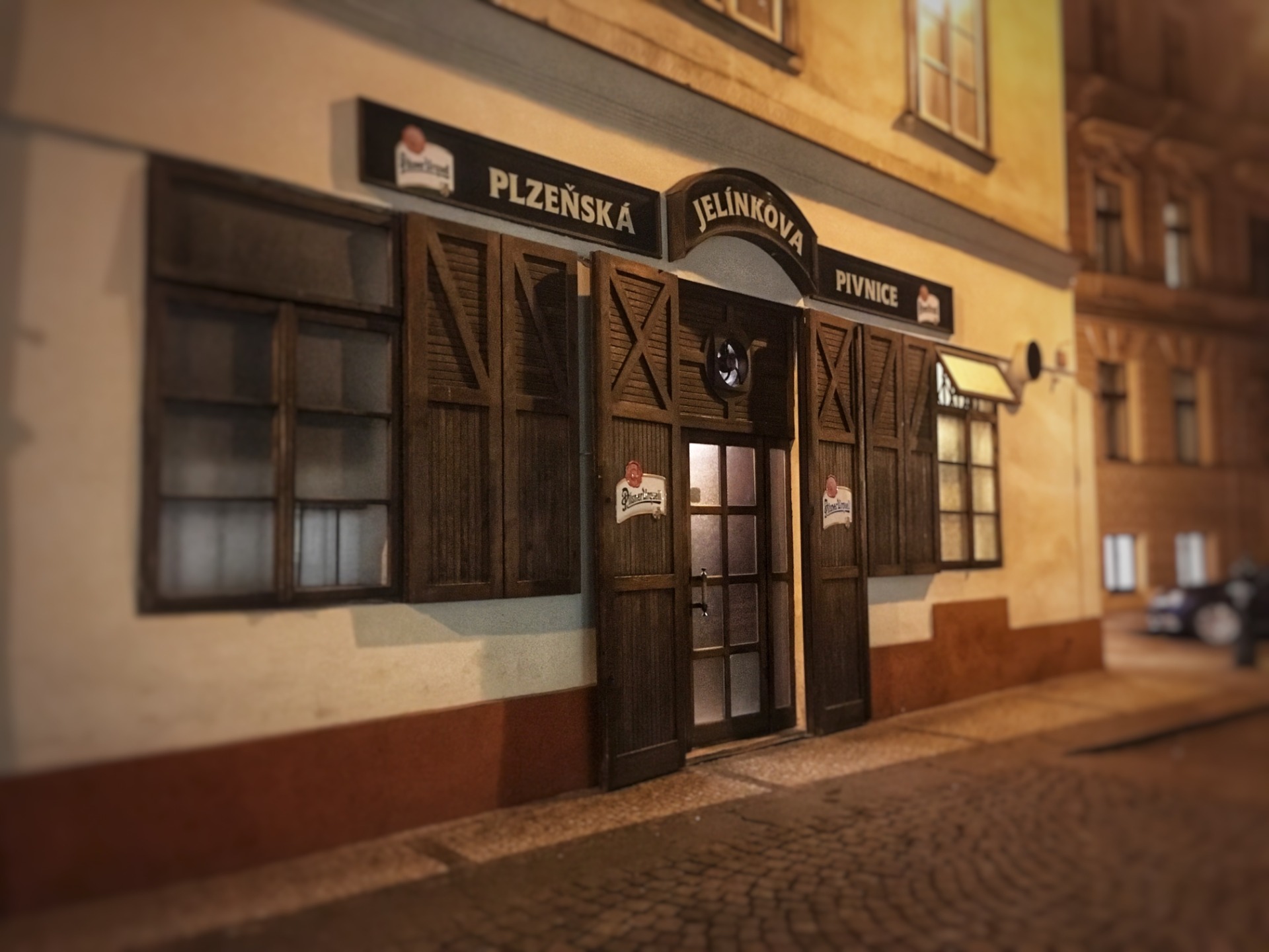 Jelínkova Plzeňská Pivnice on niin old skool kuin olla voi.